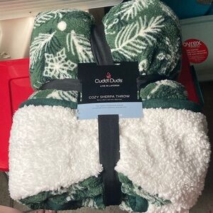 Cuddl Duds Blanket